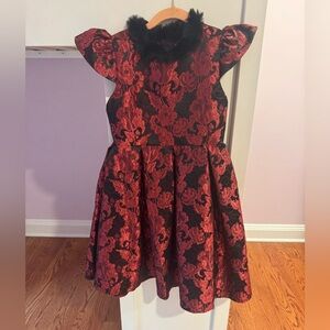 Charming Floral Holiday Dress with faux fur collar